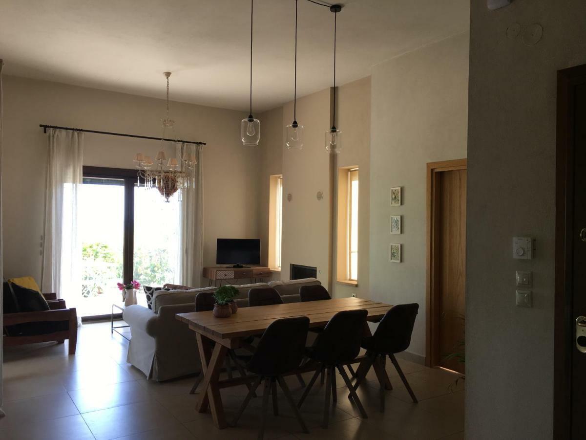Olive Tree Cottage 2 Néa Péramos 外观 照片