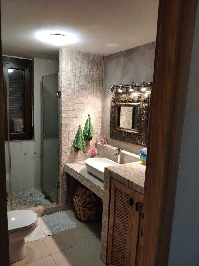 Olive Tree Cottage 2 Néa Péramos 外观 照片