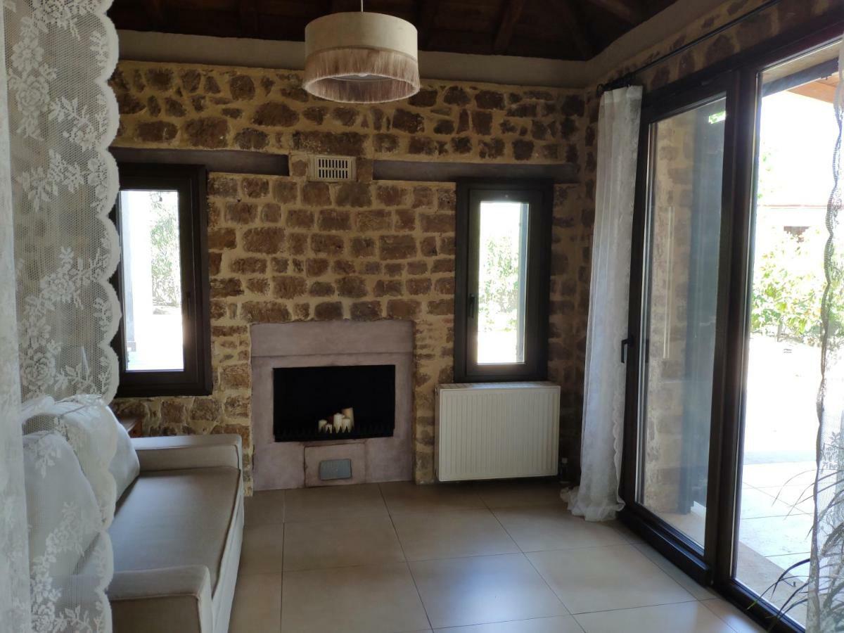 Olive Tree Cottage 2 Néa Péramos 外观 照片
