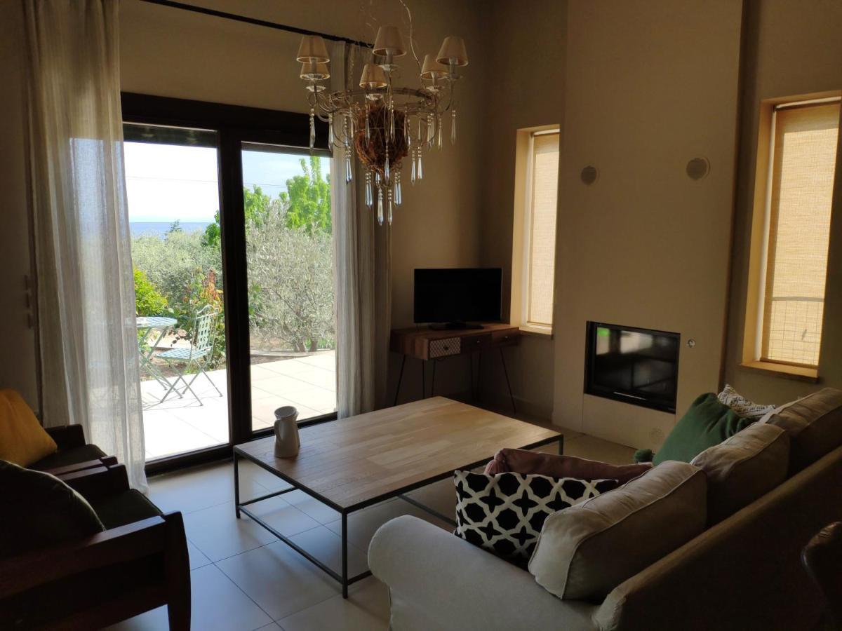 Olive Tree Cottage 2 Néa Péramos 外观 照片